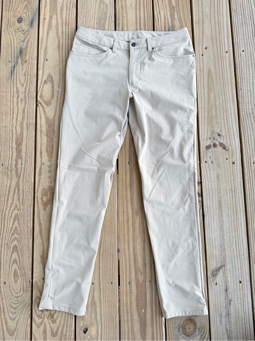 Lululemon ABC Pant Slim 32" *Warpstreme Men’s 32x29 Silverstone Tan Khaki